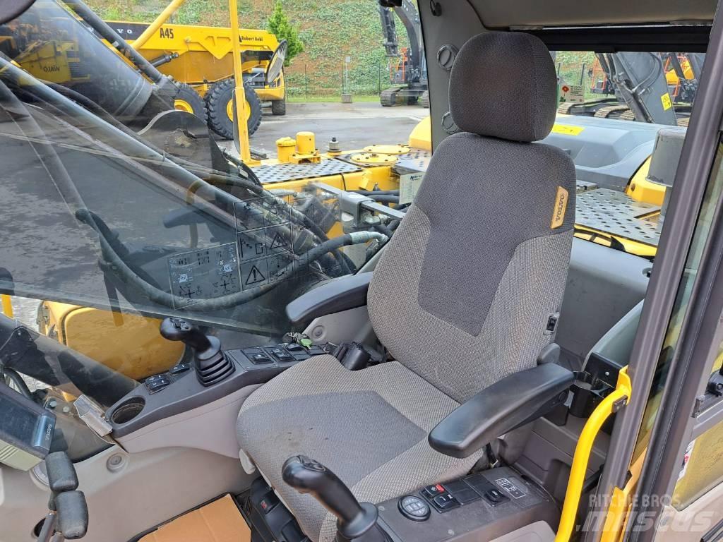 Volvo EC 220 DL Escavadoras de rastos