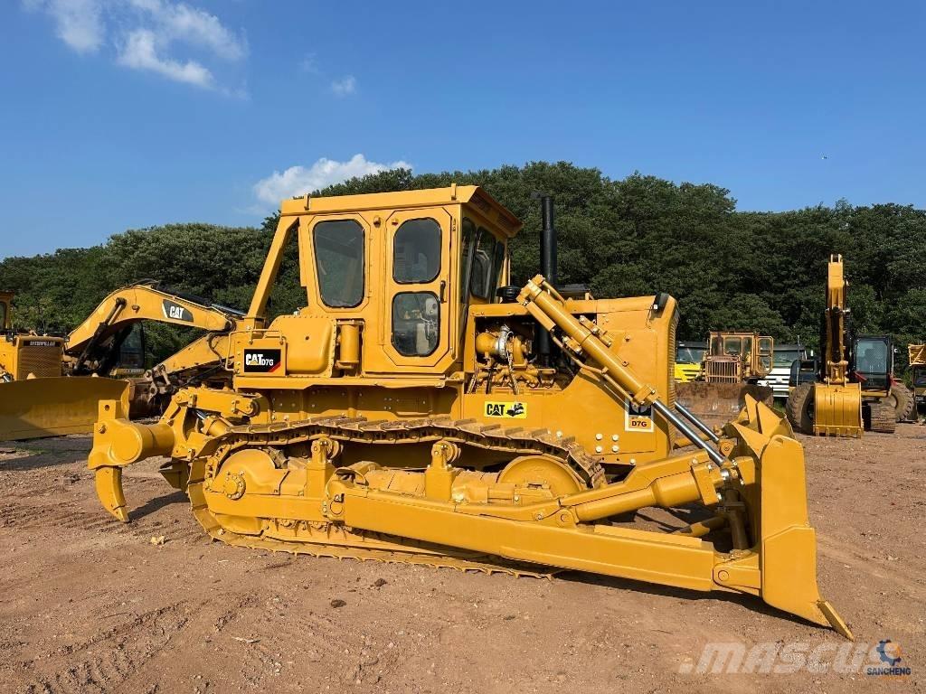 CAT D7G Dozers - Tratores rastos