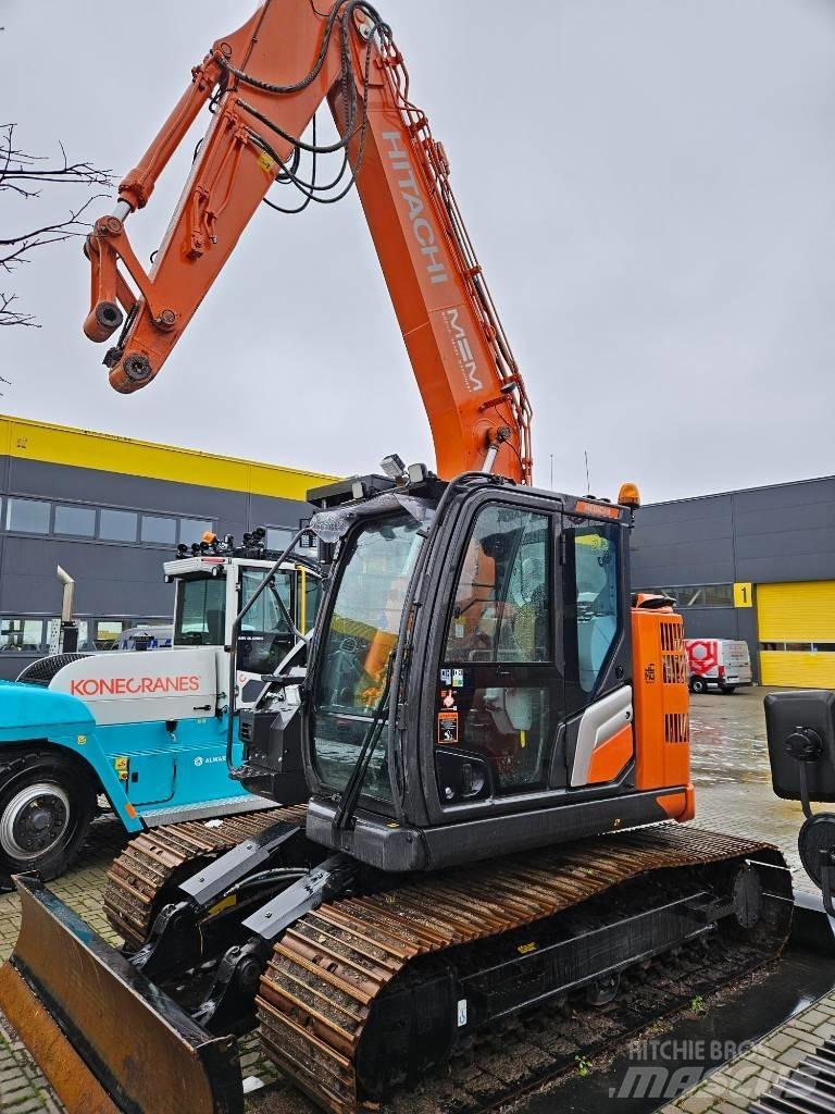 Hitachi ZX 135 US-7 Escavadoras de rastos