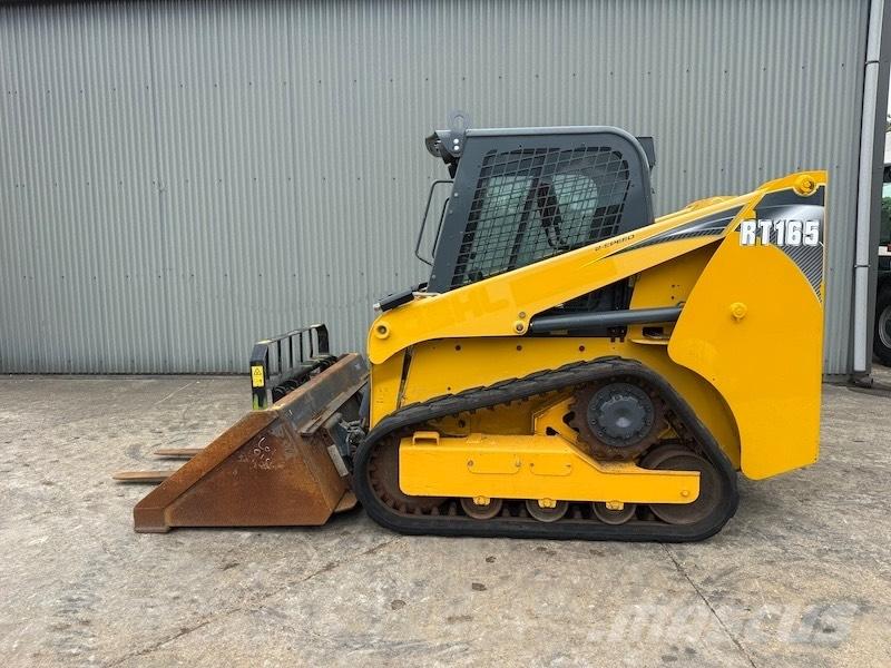 Gehl RT165 Pás Carregadoras de rastos