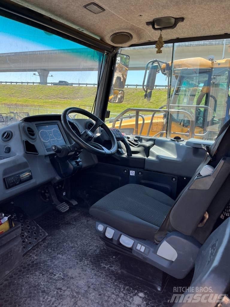 Bell B30E Camiões articulados