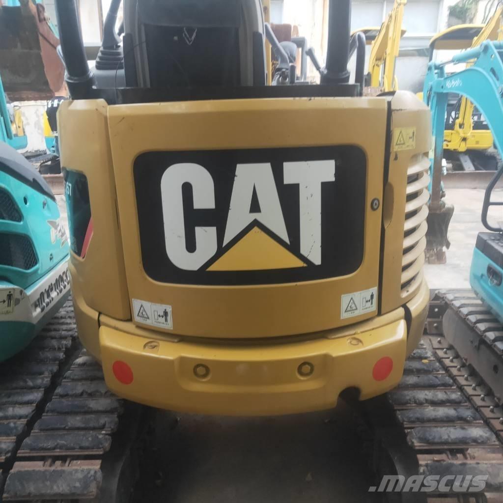 CAT 302C Mini Escavadoras <7t