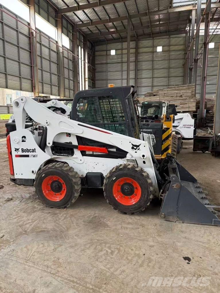 Bobcat S 770 Carregadoras de direcção deslizante