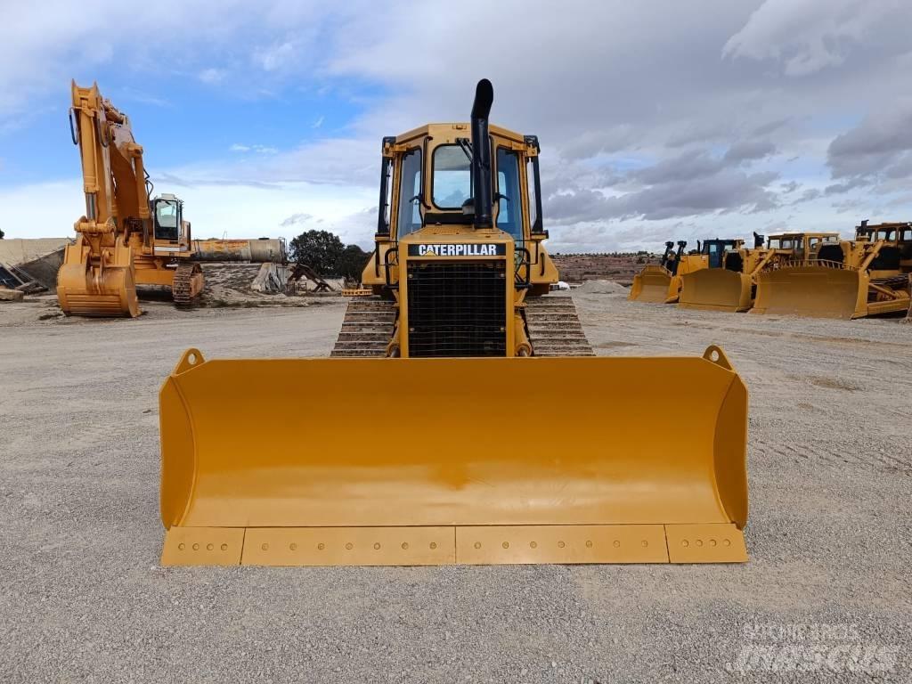 CAT D5H Dozers - Tratores rastos