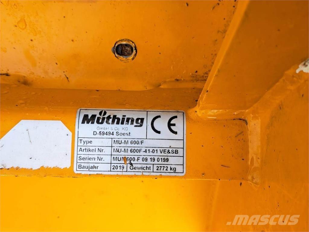 Müthing MU-M 600 F Espaços verdes - Outros
