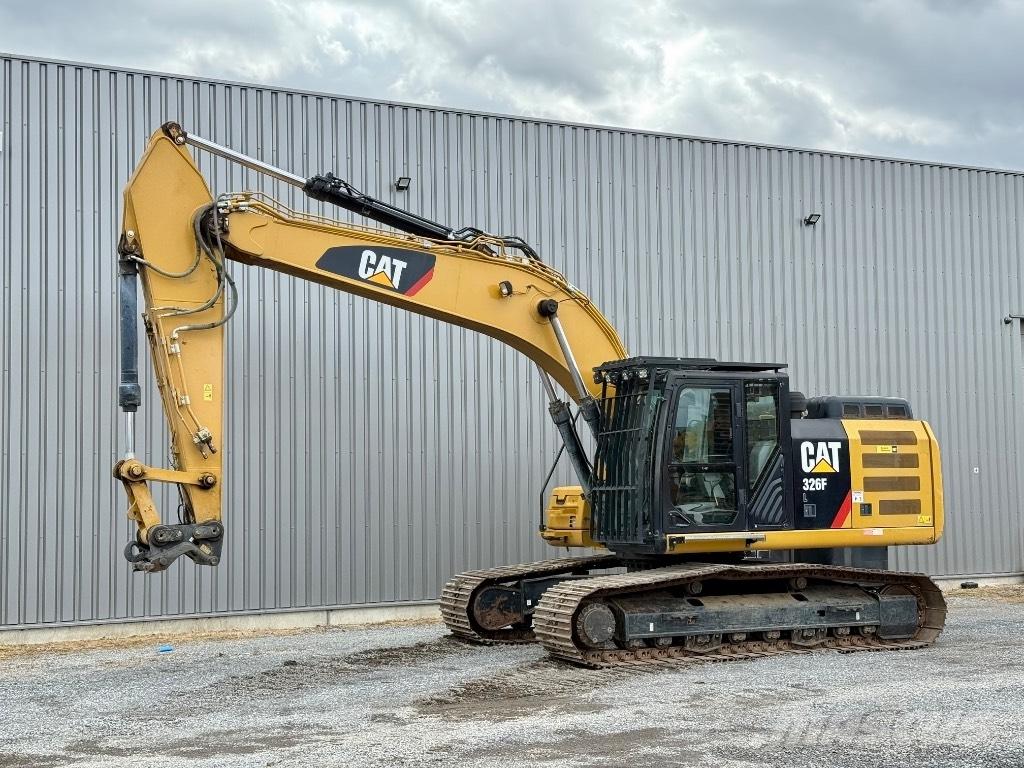 CAT 326 F L Escavadoras de rastos