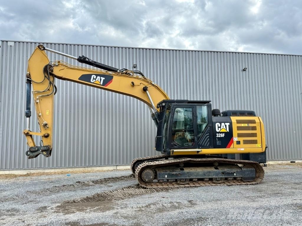CAT 326 F L Escavadoras de rastos