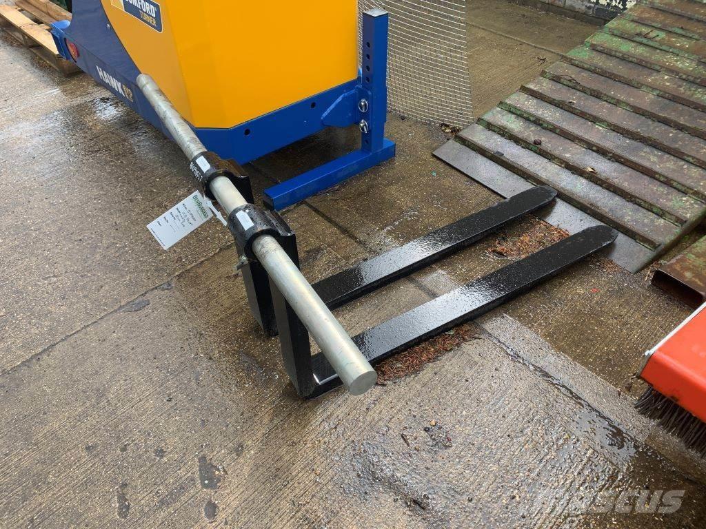  ATTACHMENTS Construção - Outros
