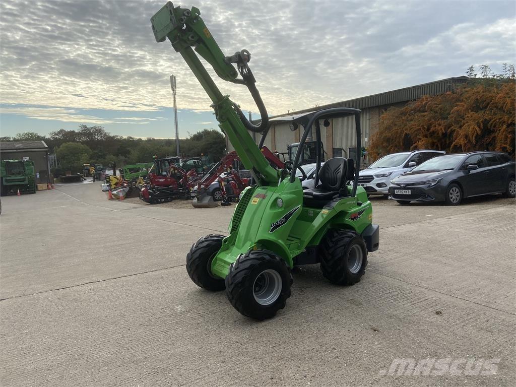 Avant 645I Pás carregadoras de rodas