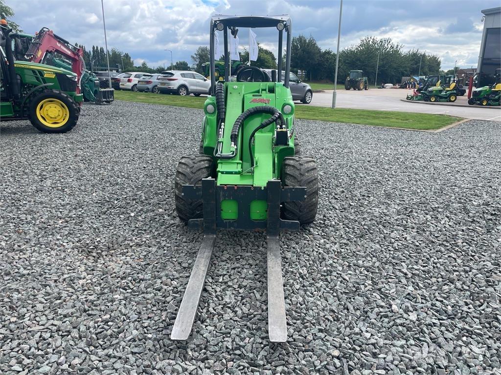 Avant 755I Pás carregadoras de rodas