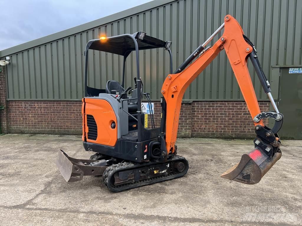 Bobcat E17 Mini Escavadoras <7t