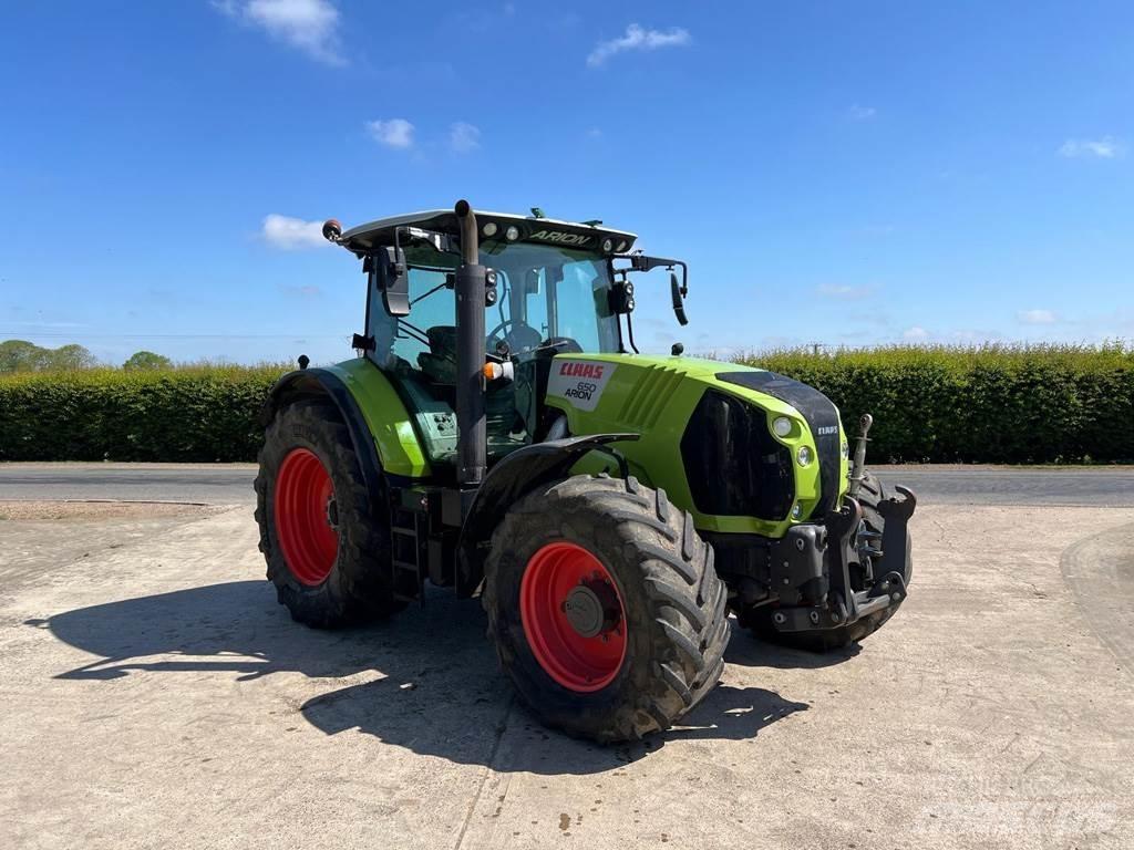 CLAAS ARION 650 Tratores Agrícolas usados