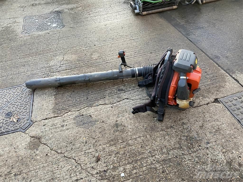 Husqvarna 570BTS Agricultura - Outros

