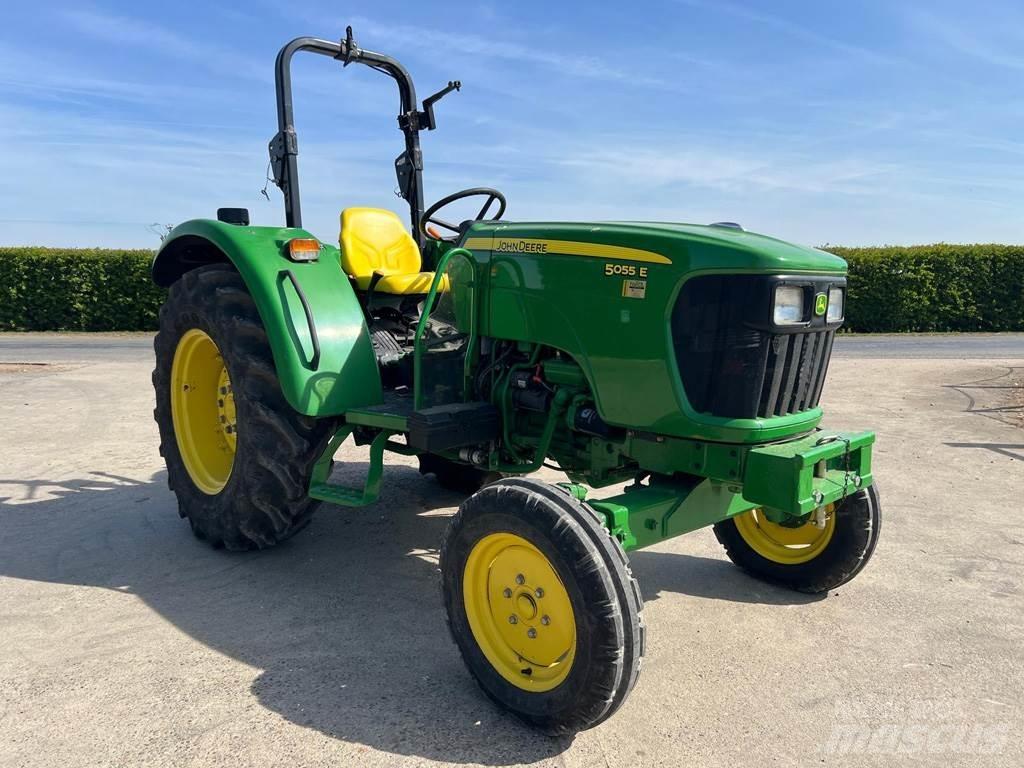 John Deere 5055E Tratores Agrícolas usados