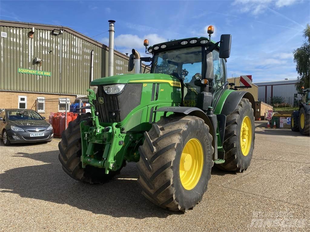 John Deere 6R250 Tratores Agrícolas usados