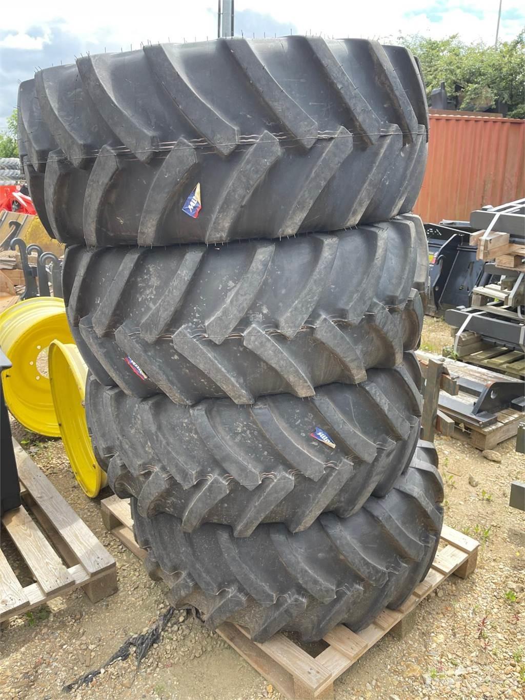 John Deere TYRES Agricultura - Outros
