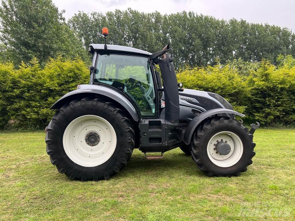 Valtra T234 Tratores Agrícolas usados