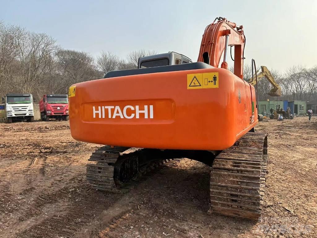 Hitachi EX 200 Escavadoras de rastos