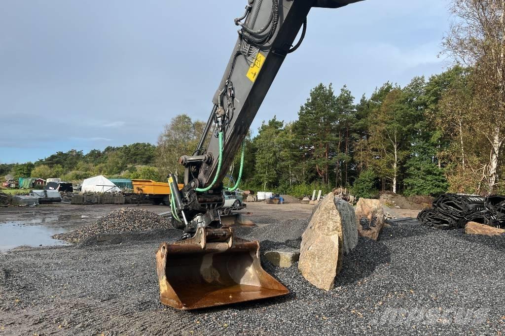Volvo EC 220 DL Escavadoras de rastos