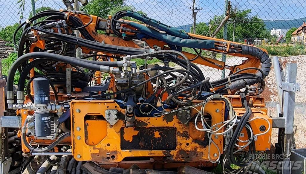Mulag MRF300 Corta-Relvas montadas e arrastadas