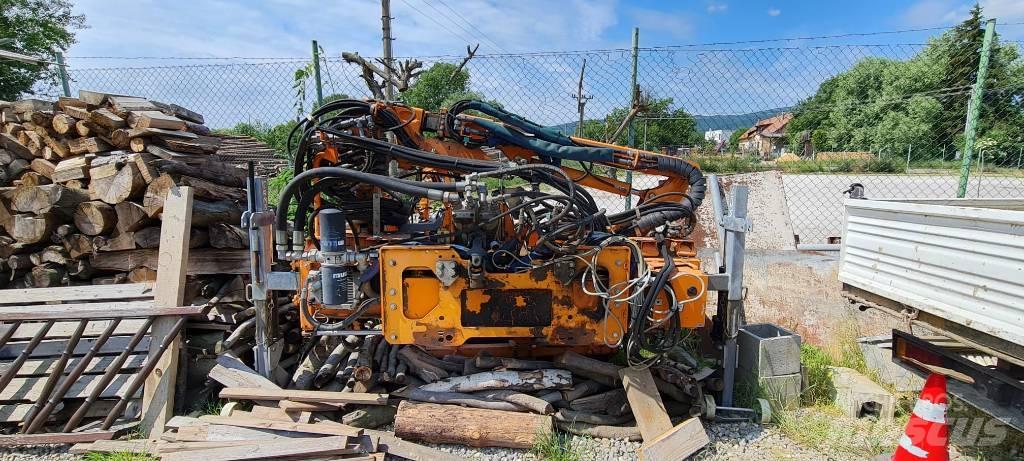 Mulag MRF300 Corta-Relvas montadas e arrastadas