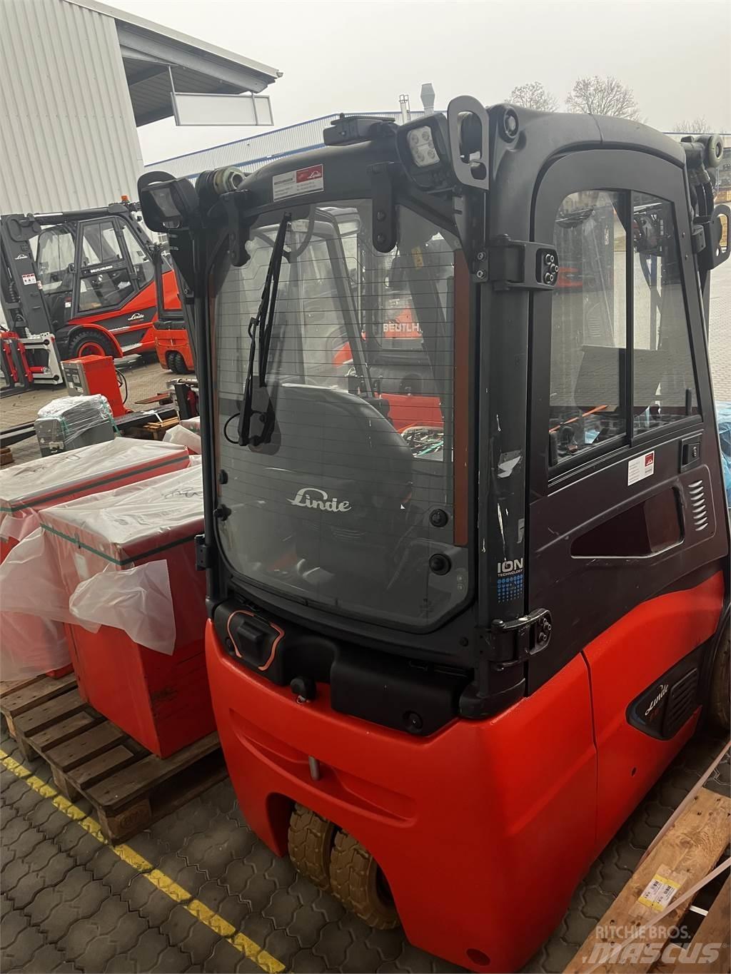Linde E16C Empilhadores eléctricos
