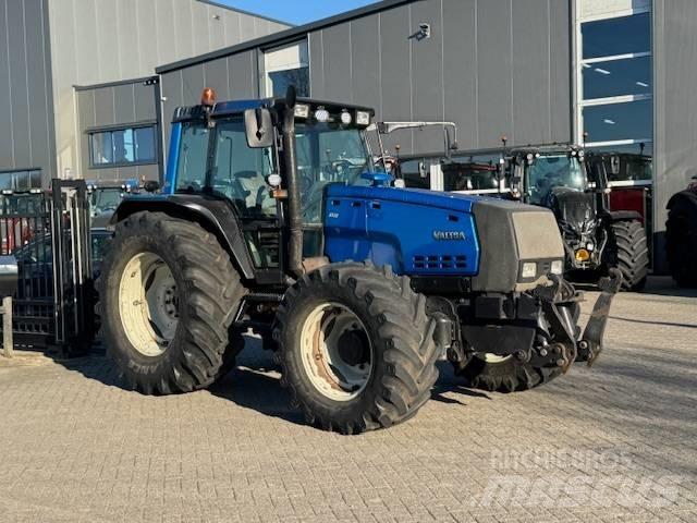 Valtra 8550 Hitech! Tratores Agrícolas usados