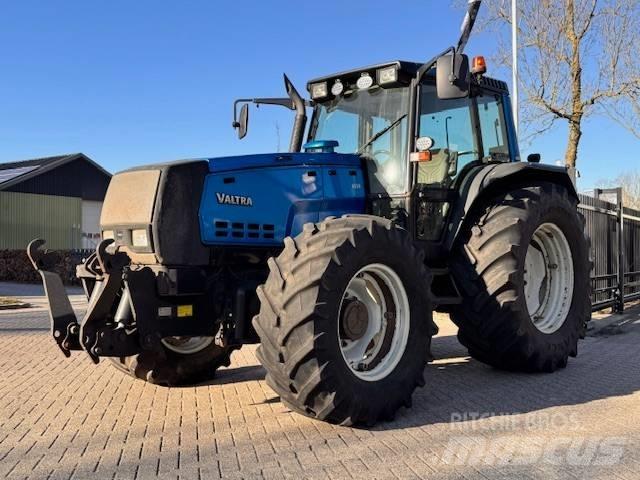Valtra 8550 Hitech! Tratores Agrícolas usados
