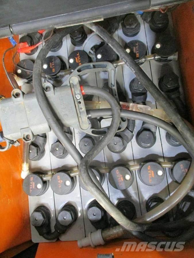 Still EGV 12 Empilhador para operador externo