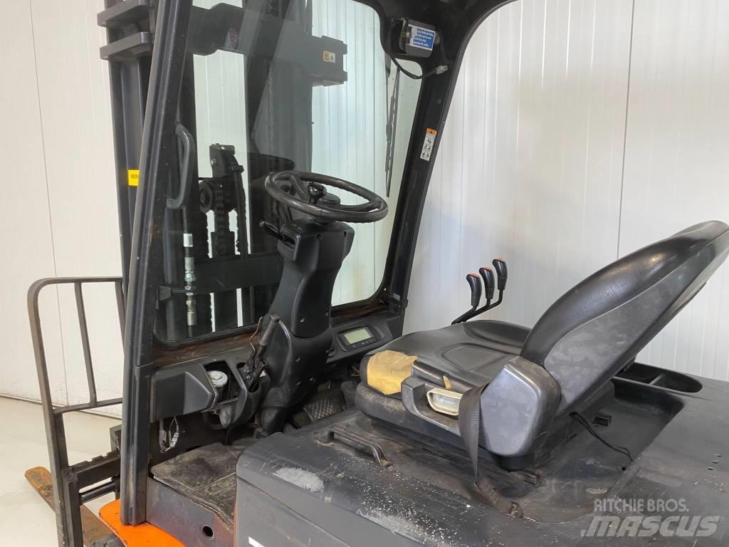 Doosan B35X-5 Empilhadores eléctricos