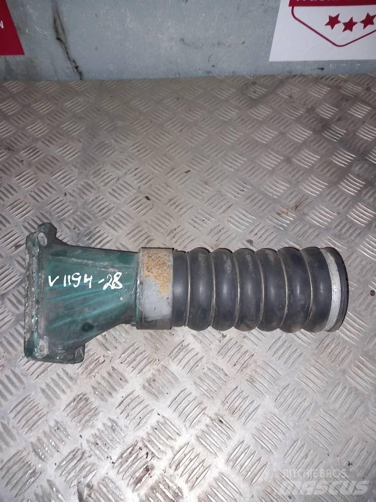 Volvo FH 12  1676491 Radiadores camiões e carrinhas