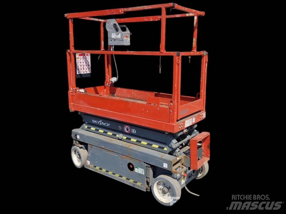 SkyJack SJ III 3215 Elevadores de tesoura