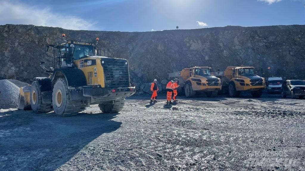Komatsu WA480 Pás carregadoras de rodas
