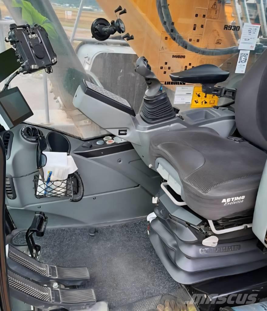 Liebherr R 930 G8 Escavadoras de rastos