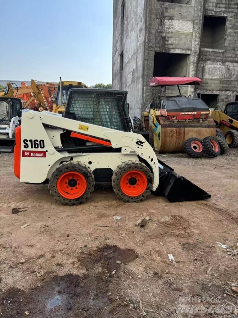 Bobcat S 160 Carregadoras de direcção deslizante