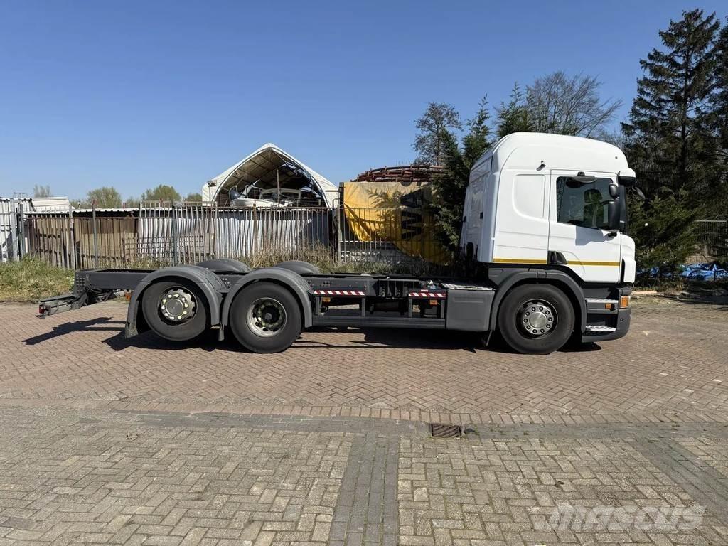 Scania P280 Camiões de chassis e cabine