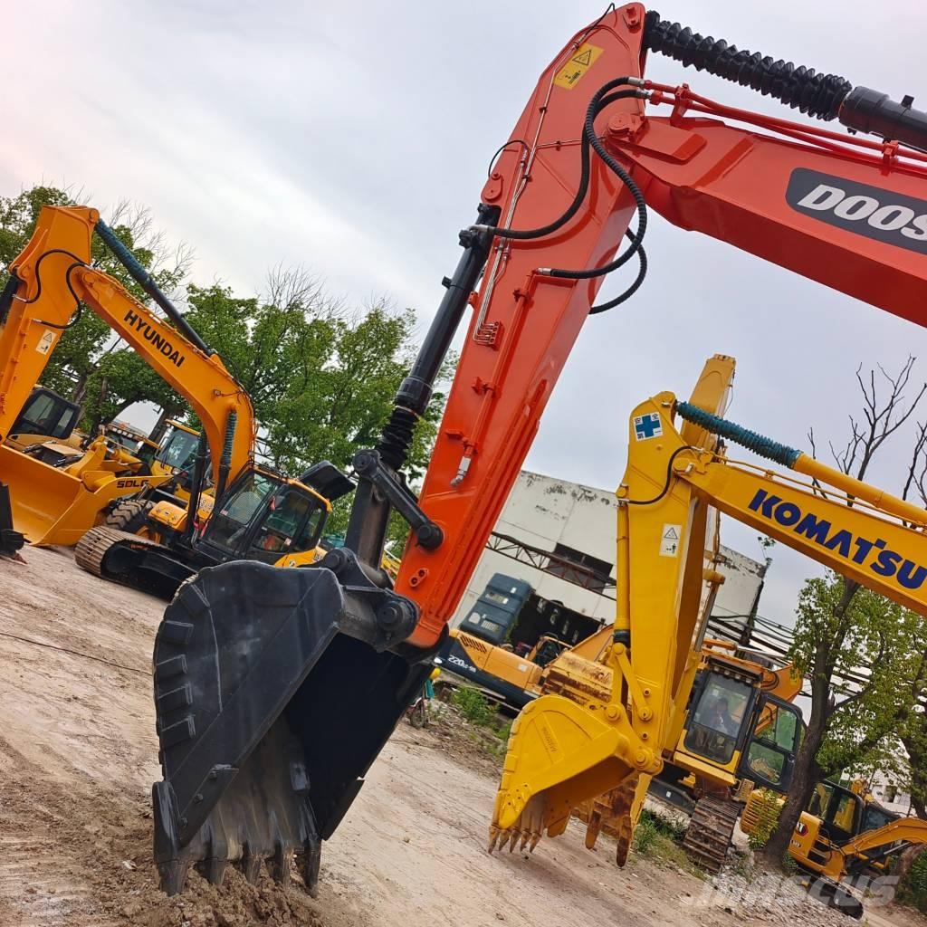 Doosan DX 300 LC Escavadoras de rastos