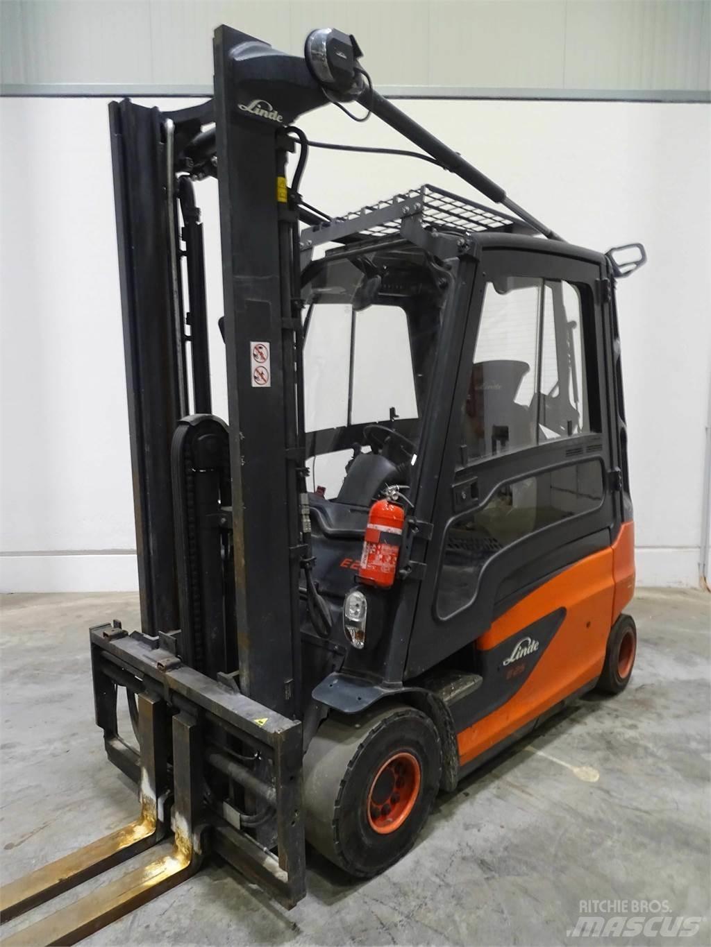 Linde E25L-01 Empilhadores eléctricos