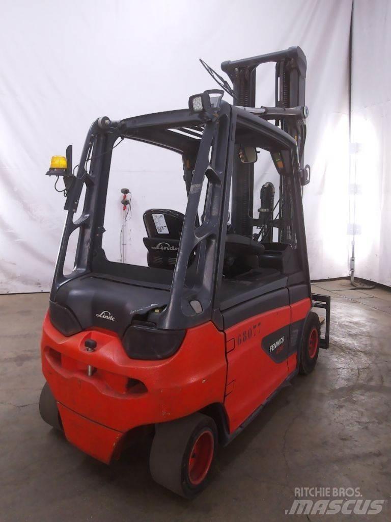 Linde E30L-01 Empilhadores eléctricos