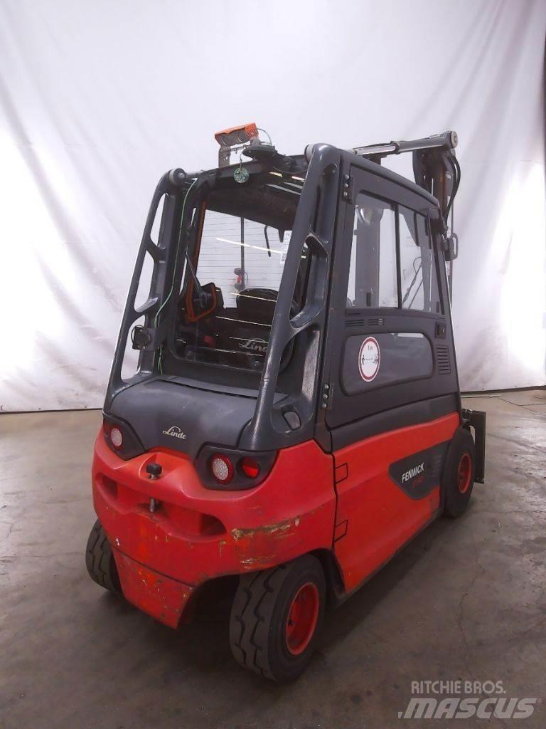 Linde E30L-01 Empilhadores eléctricos