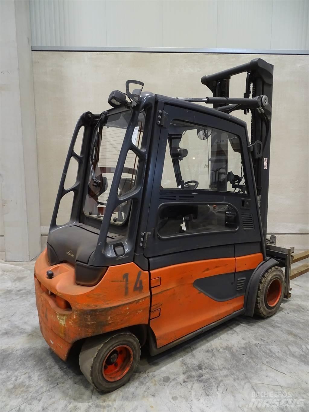 Linde E35L-01 Empilhadores eléctricos