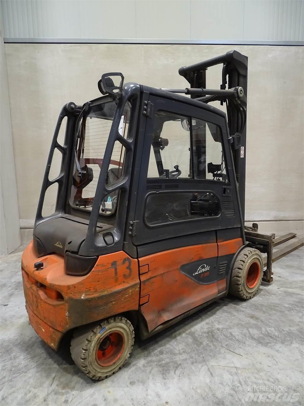 Linde E35L-01 Empilhadores eléctricos