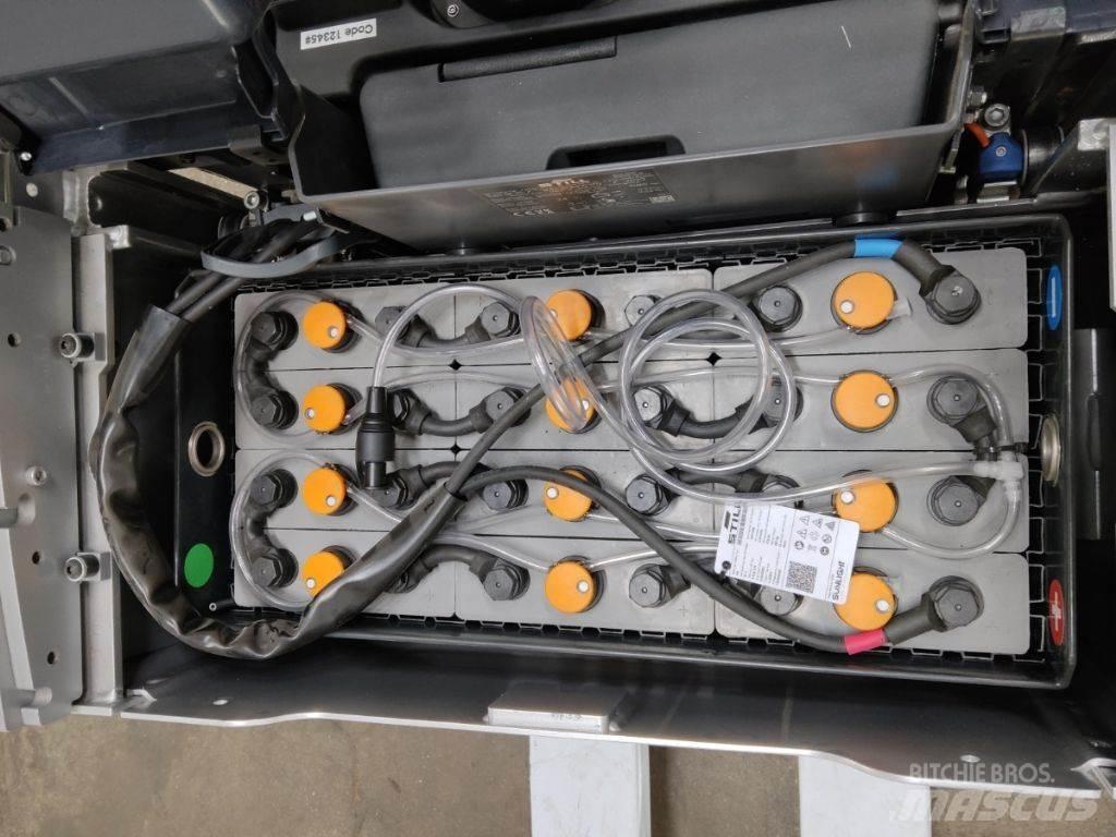 Still EXH-SF25 Empilhador para operador externo