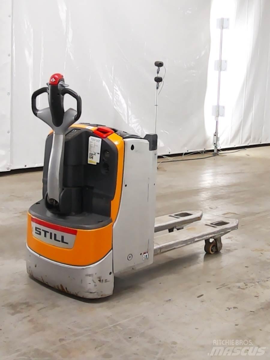 Still EXU-H18 Empilhador para operador externo