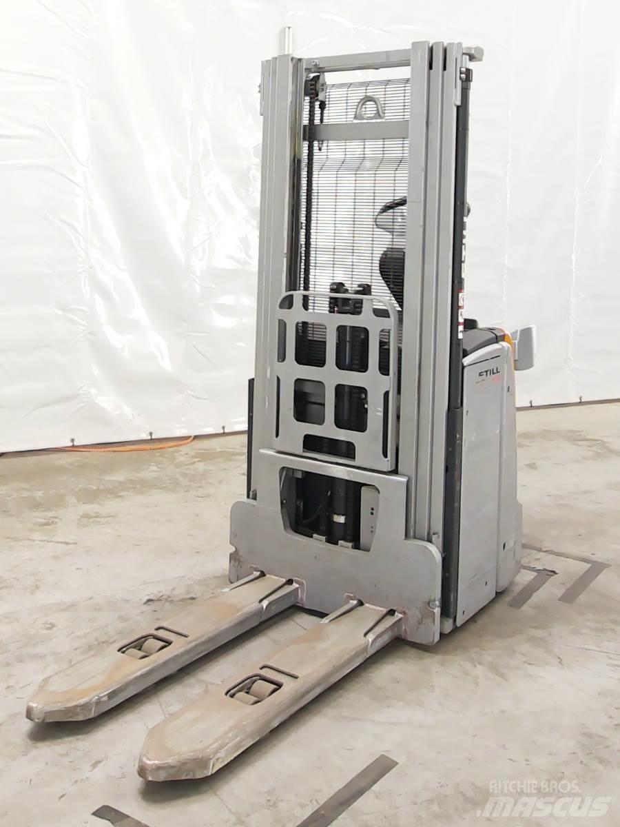Still EXV-SF14 Empilhador para operador externo
