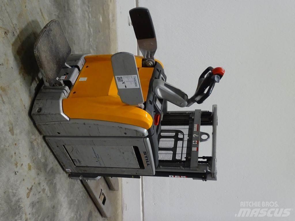 Still EXV-SF14 Empilhador para operador externo