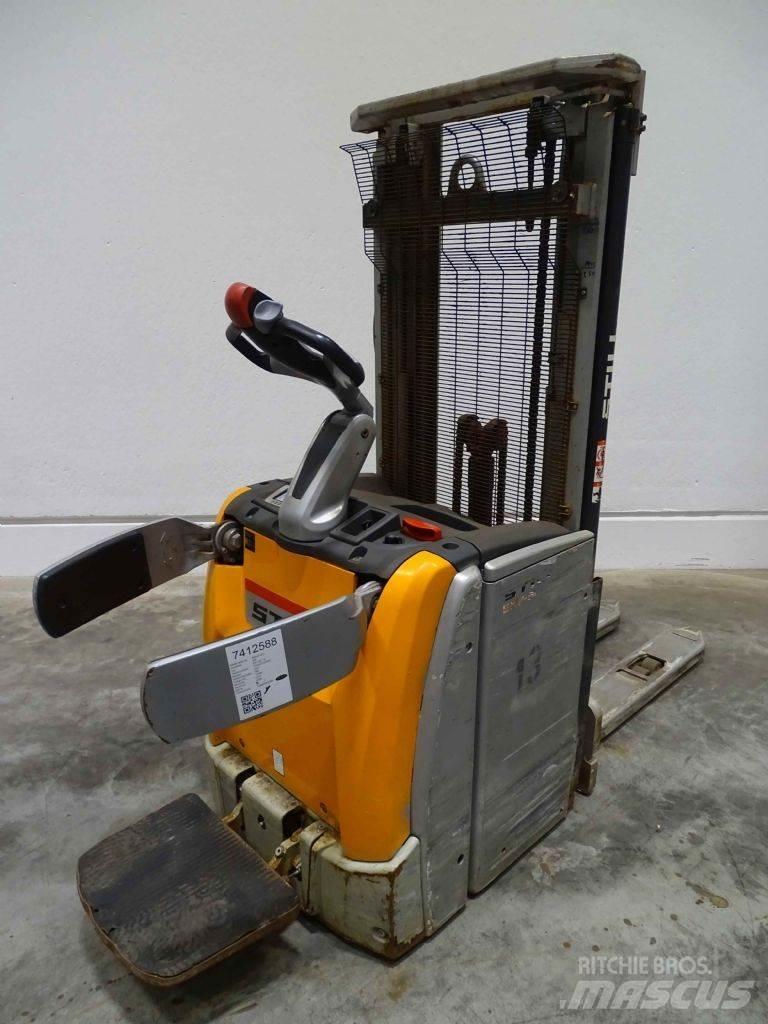 Still EXV-SF14/TK Empilhador para operador externo