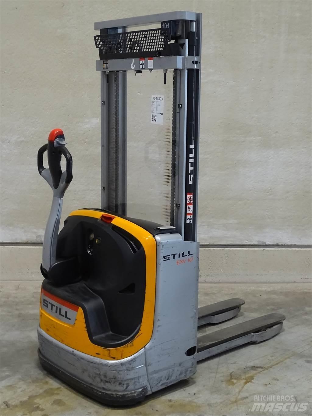 Still EXV10/860MM Empilhador para operador externo