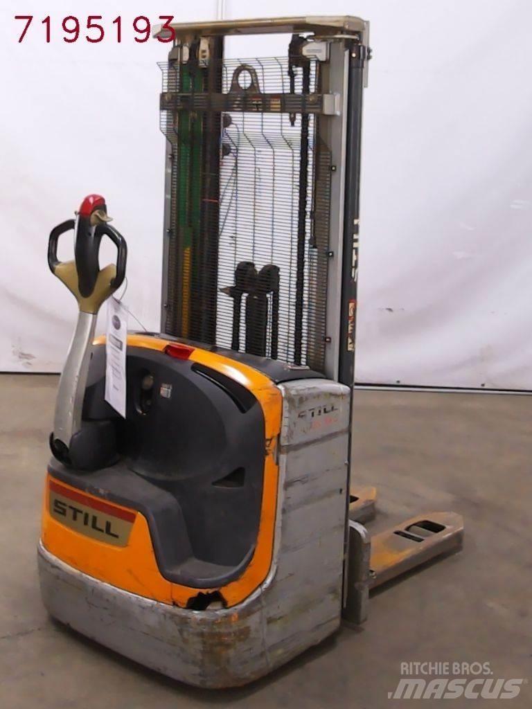 Still EXV14C Empilhador para operador externo