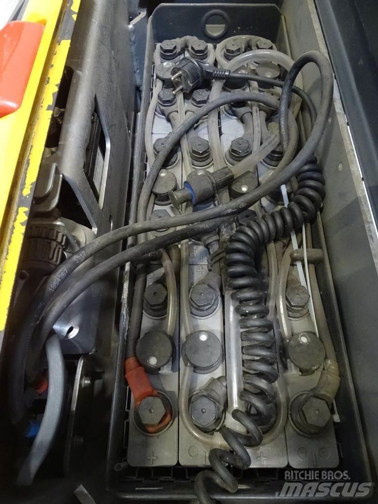 Still EXV14C Empilhador para operador externo